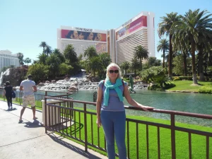 Brygida Gasztold przed hotelem The Mirage w Las Vegas.